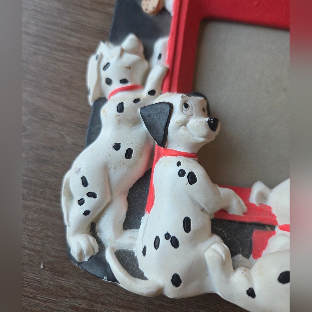 Vintage Walt Disney Company 101 Dalmation Puppies Watching TV Picture Frame - Picture 4 of 12
